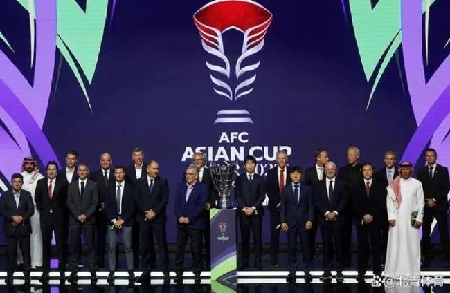 大英雄钢铁侠就是靠着他那一套套功能各异、威力无边的战甲驰骋天下。
