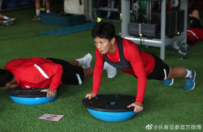 《弗兰肯斯坦》手稿以《弗兰肯斯坦》为背景的舞台剧、电影迄今已有近百部。